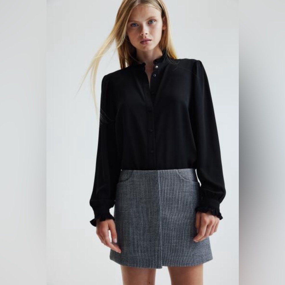 H&M Ruffle Neck Blouse - Picture 5 of 5